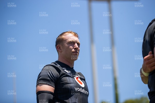 100725 - Wales Rugby Training in the final week of their tour to Japan - Tommy Reffell during training