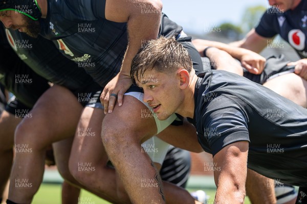 100725 - Wales Rugby Training in the final week of their tour to Japan - Alex Mann during training