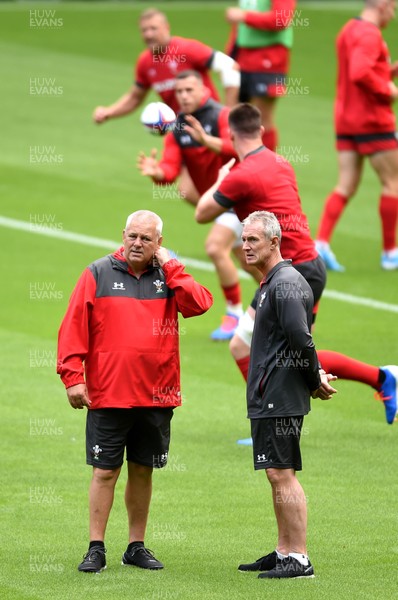 100819 - Wales Rugby Training - Warren Gatland and Rob Howley during training