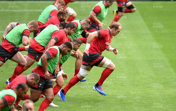 100819 - Wales Rugby Training - Alun Wyn Jones during training