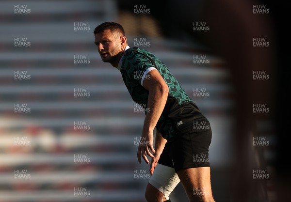 101023 - Wales Rugby Training at Toulon�s ground in the week leading up to their quarter final match against Argentina - Dan Biggar during training