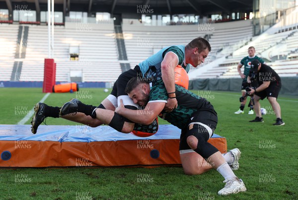 101023 - Wales Rugby Training at Toulon�s ground in the week leading up to their quarter final match against Argentina - Dan Lydiate and Gareth Thomas during training