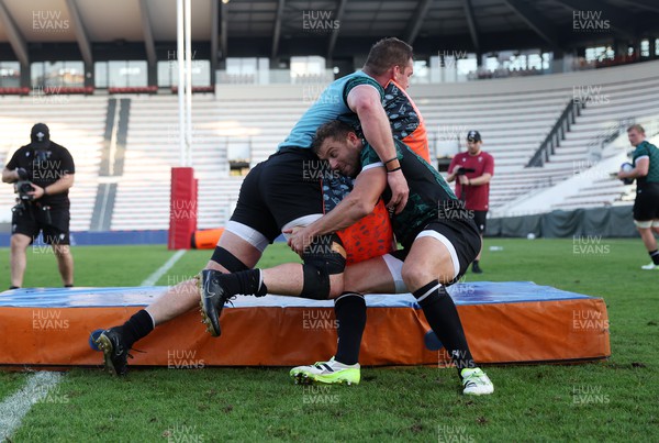 101023 - Wales Rugby Training at Toulon�s ground in the week leading up to their quarter final match against Argentina - Dan Lydiate and Leigh Halfpenny during training