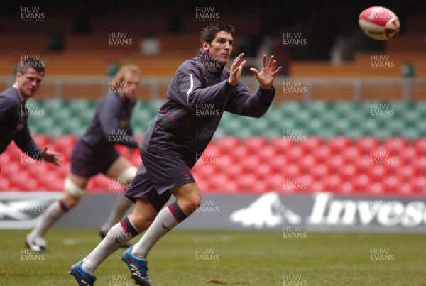 10.11.06 - Wales Rugby Training - James Hook during training 