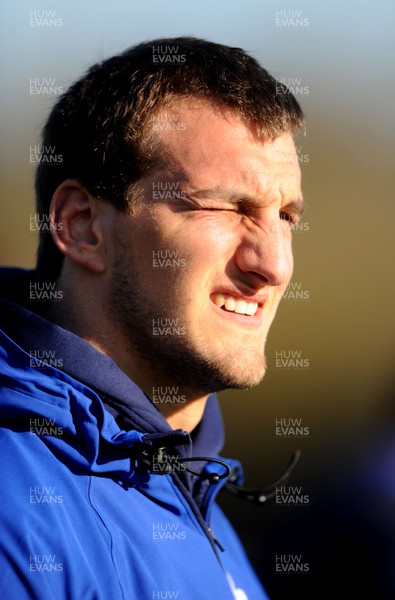 10.11.10 - Wales Rugby Training - Sam Warburton sits out of training. 