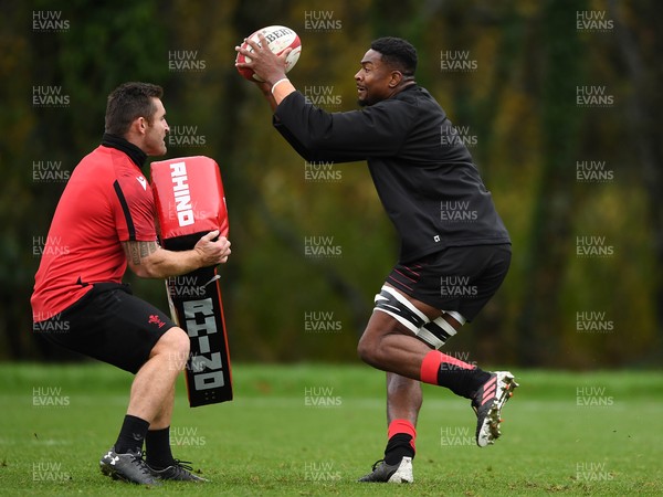 101121 - Wales Rugby Training - Christ Tshiunza during training