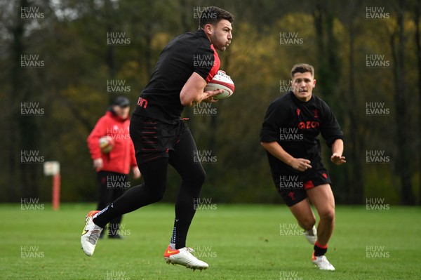 101121 - Wales Rugby Training - Johnny Williams during training