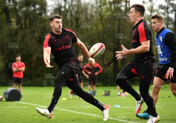 101121 - Wales Rugby Training - Johnny Williams and Josh Adams during training
