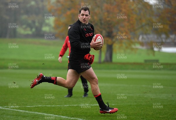 101121 - Wales Rugby Training - Ryan Elias during training