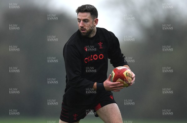 101121 - Wales Rugby Training - Alex Cuthbert during training