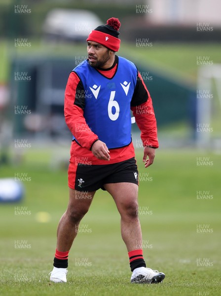 110221 - Wales Rugby Training - Willis Halaholo during training