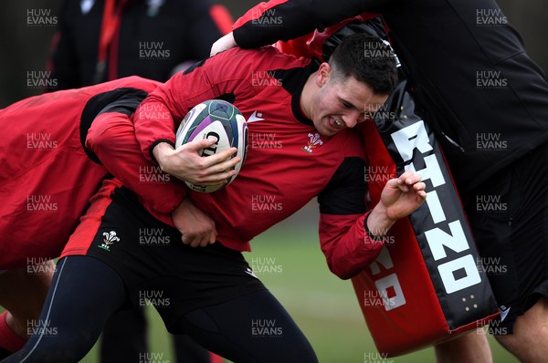 110221 - Wales Rugby Training - Owen Watkin during training
