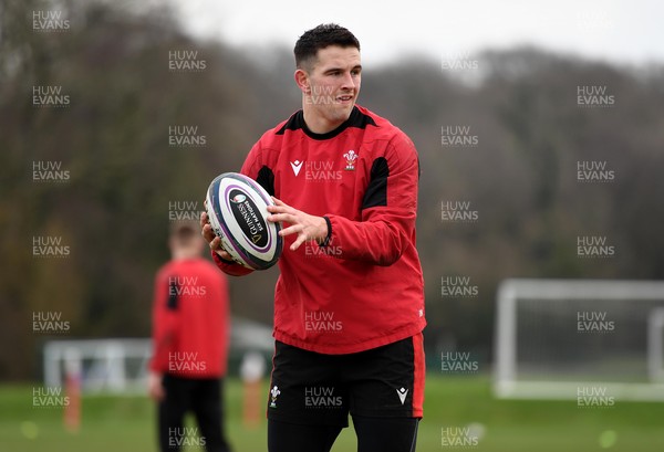 110221 - Wales Rugby Training - Owen Watkin during training