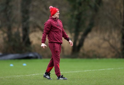 110226 - Wales Rugby Training - Steve Tandy, Head Coach during training
