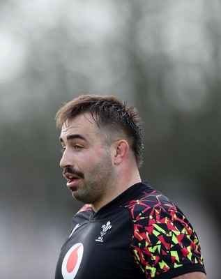 110226 - Wales Rugby Training - Liam Belcher during training