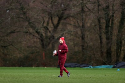 110226 - Wales Rugby Training - Matt Sherratt, Attack Coach during training
