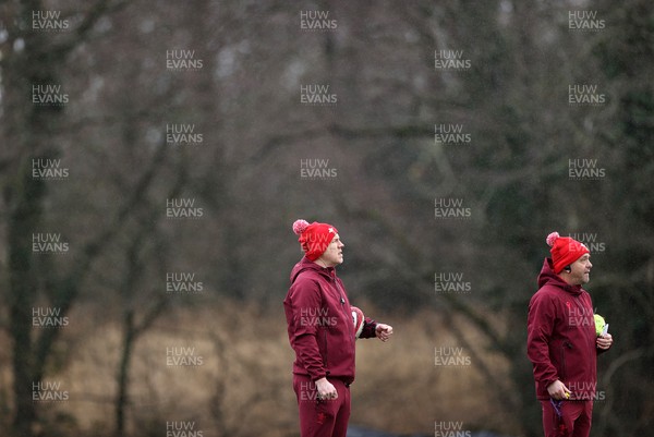 110226 - Wales Rugby Training - Steve Tandy, Head Coach during training