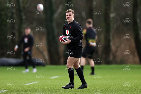 110226 - Wales Rugby Training - Jarrod Evans during training