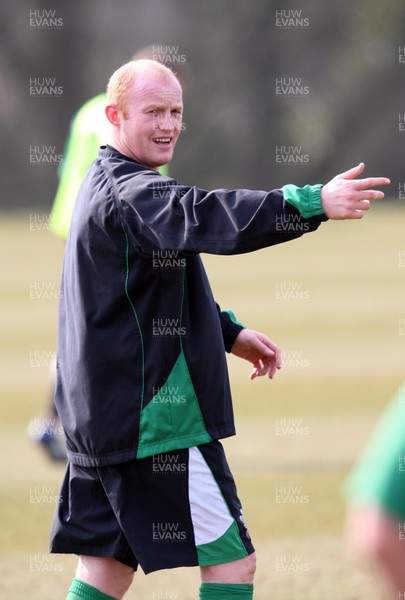 11.03.10 ... Wales rugby training session -  Wales' Martyn Williams in training 