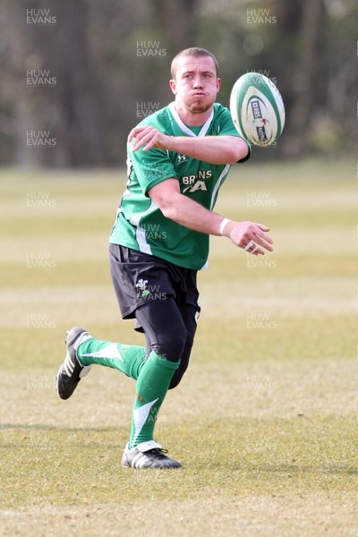 11.03.10 ... Wales rugby training session -  Wales' Richie Rees in training 