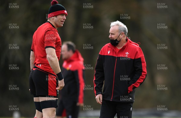 110321 - Wales Rugby Training - Alun Wyn Jones and Wayne Pivac during training