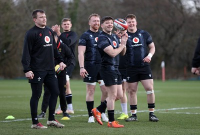 110325 - Wales Rugby Training ahead of their 6 Nations game against England on Saturday - Dan Edwards during training