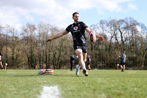 110325 - Wales Rugby Training ahead of their 6 Nations game against England on Saturday - Tomos Williams during training