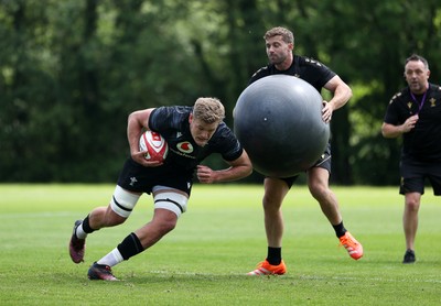 110625 - Wales Rugby Training - Taine Plumtree during training