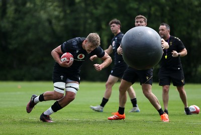 110625 - Wales Rugby Training - Taine Plumtree during training