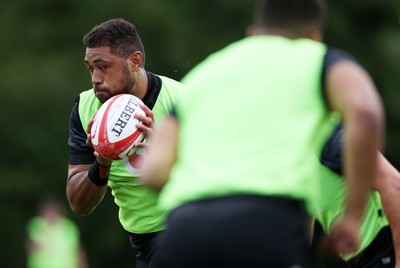 110625 - Wales Rugby Training - Taulupe Faletau during training