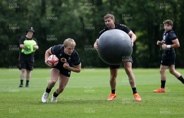 110625 - Wales Rugby Training - Blair Murray during training