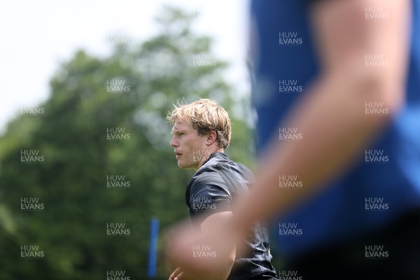 110625 - Wales Rugby Training - Blair Murray during training