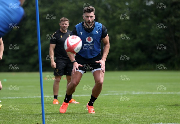 110625 - Wales Rugby Training - Johnny Williams during training
