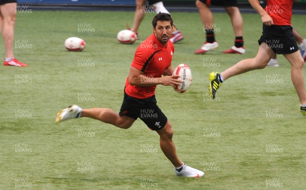 11.08.11 - Wales Rugby Training - Gavin Henson during training. 