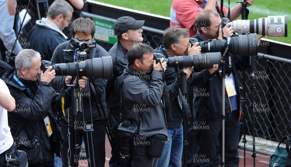 11.10.11 - Wales Rugby Training - Media cameras during training. 