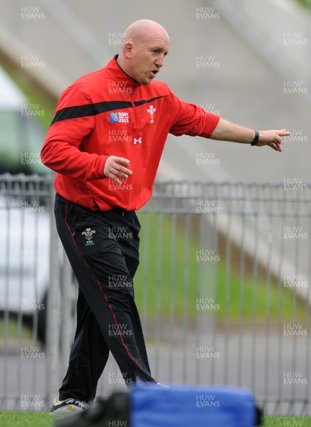 11.10.11 - Wales Rugby Training - Wales defence coach Shaun Edwards during training. 