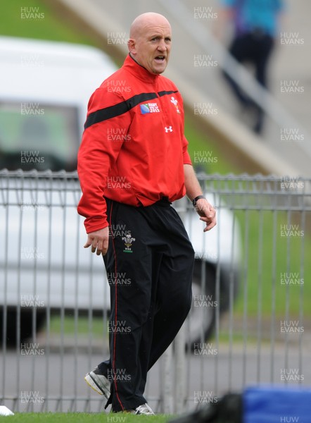 11.10.11 - Wales Rugby Training - Wales defence coach Shaun Edwards during training. 