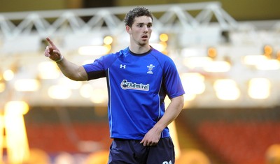 11.11.10 - Wales Rugby Training - George North during training. 