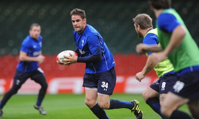 11.11.10 - Wales Rugby Training - Lee Byrne during training. 