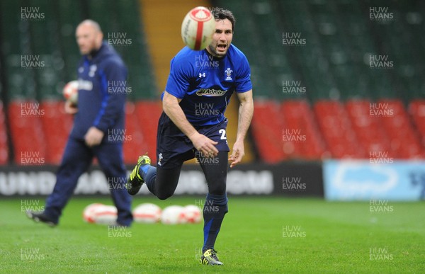 11.11.10 - Wales Rugby Training - Stephen Jones during training. 