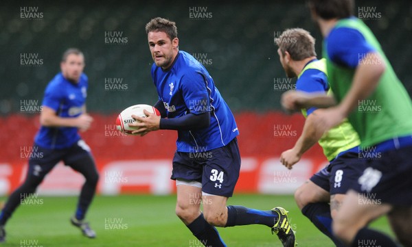 11.11.10 - Wales Rugby Training - Lee Byrne during training. 