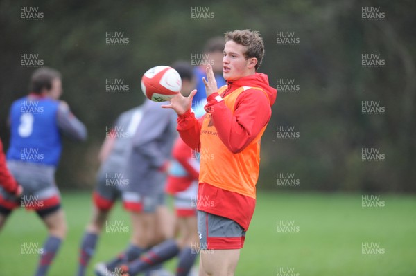 111113 - Wales Rugby Training -Hallam Amos during training