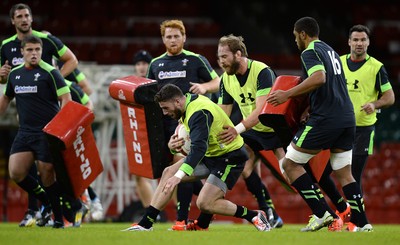 111114 - Wales Rugby Training -Alex Cuthbert during training