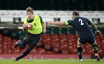 111114 - Wales Rugby Training -Liam Williams during training