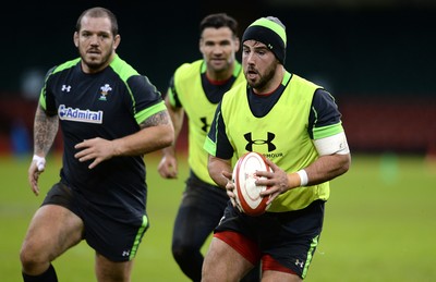 111114 - Wales Rugby Training -Bradley Davies during training