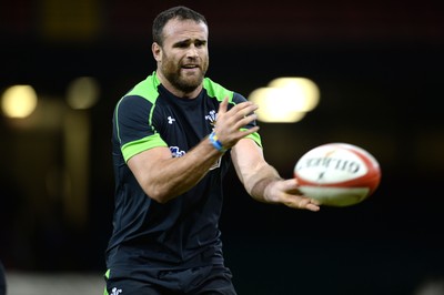 111114 - Wales Rugby Training -Jamie Roberts during training