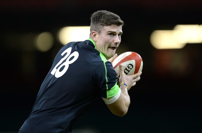 111114 - Wales Rugby Training -Scott Williams during training