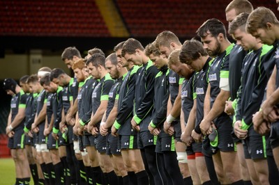 111114 - Wales Rugby Training -Wales players stop training and fall silent at 11am to mark Armistice Day at the Millennium Stadium