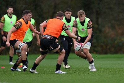 111125 - Wales Rugby Training in the week leading up to their Quilter Nations Series game against Japan - Taine Plumtree during training