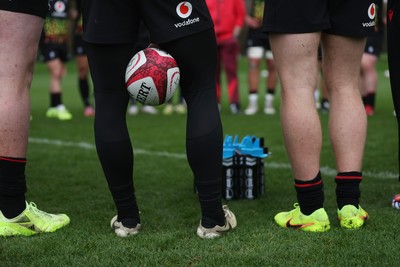 111125 - Wales Rugby Training in the week leading up to their Quilter Nations Series game against Japan - 